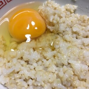 簡単 ごま油香る卵かけご飯 レシピ 作り方 By ドキドキはーと 楽天レシピ 簡単 ごま油香る卵かけご飯 レシピ 作り方 By ドキドキはーと 楽天レシピ